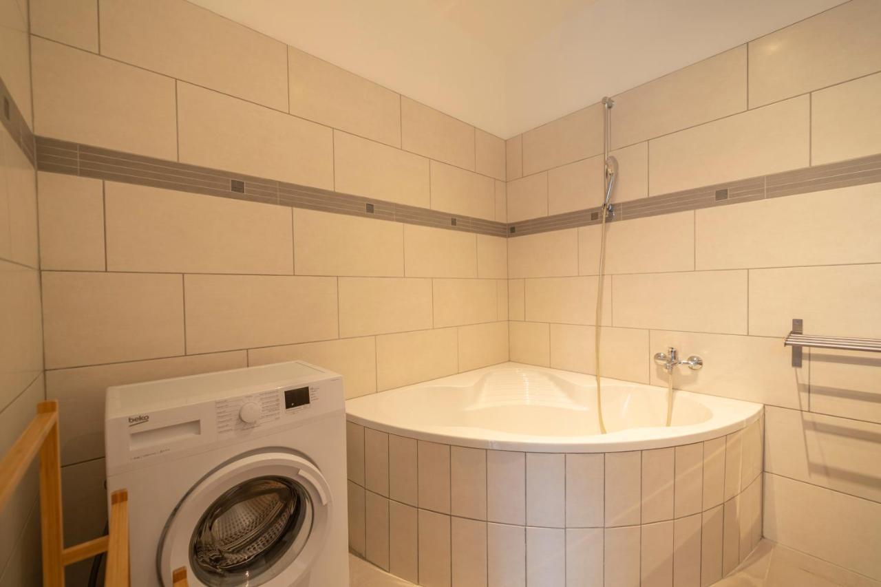 Karl I Levestate Apartment Wina Bagian luar foto